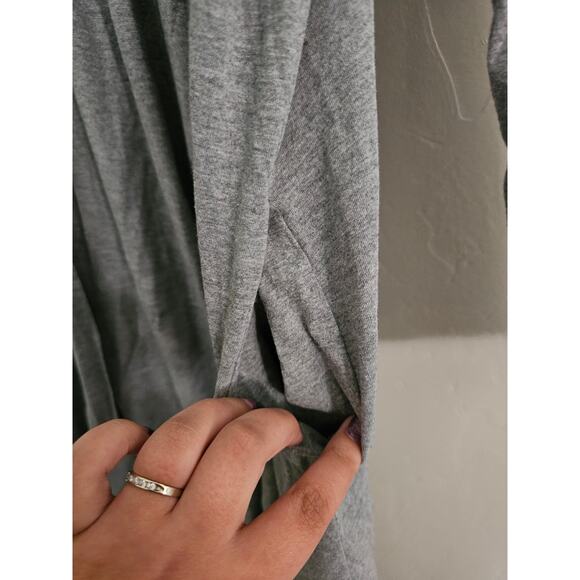 Bump in the Night Gray Robe - Picture 4 of 6